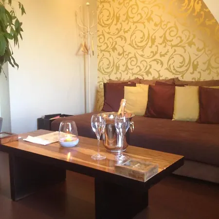 Suites De Charme L'Arbanne - Bien-Etre Bio En Champagne Apartment *